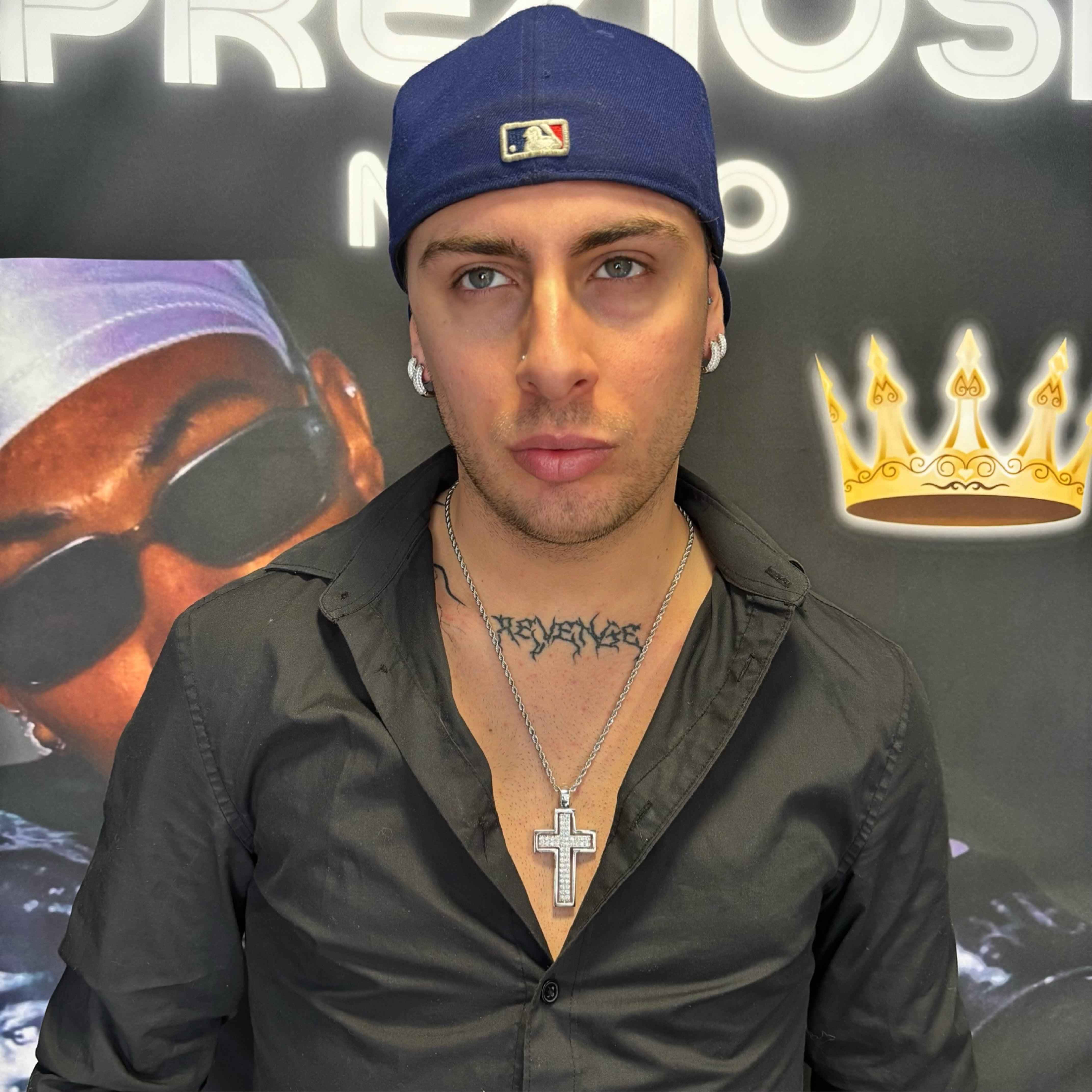 Ciondolo Croce Cristal Giro - Image 8